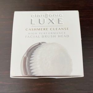 New Clarisonic Luxe Cashmere Cleanse Brush Head